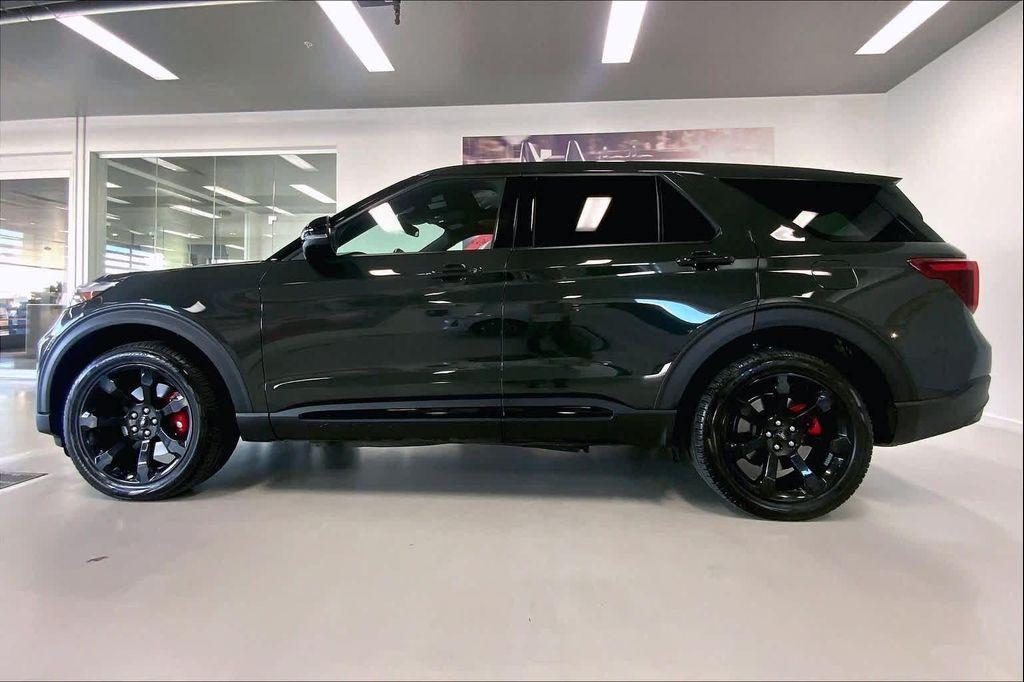 used 2022 Ford Explorer car, priced at $37,980