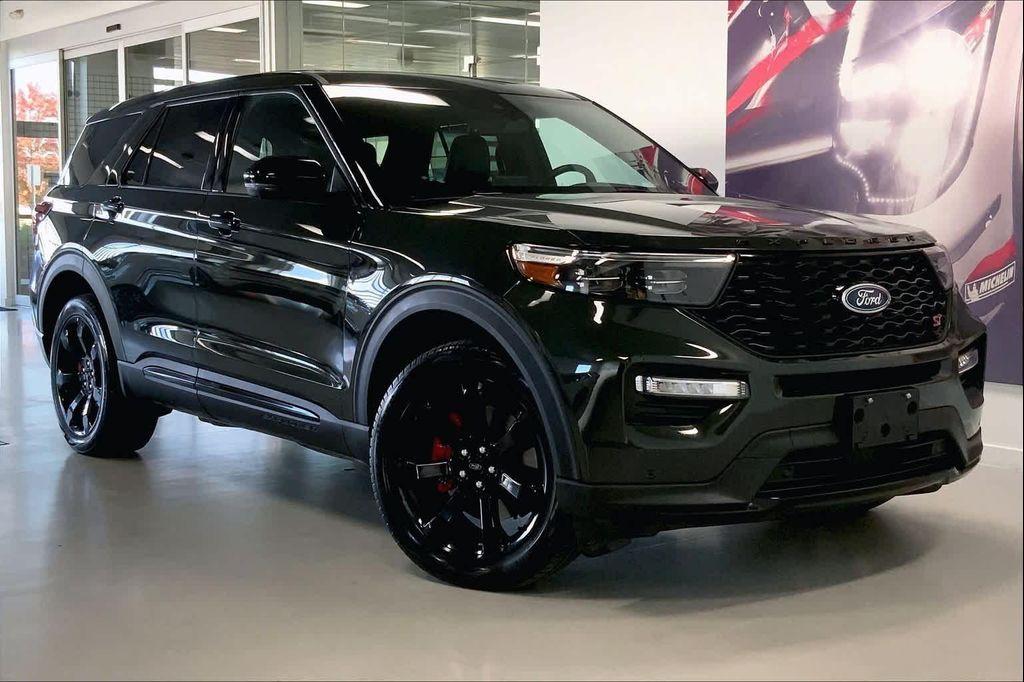 used 2022 Ford Explorer car, priced at $37,980