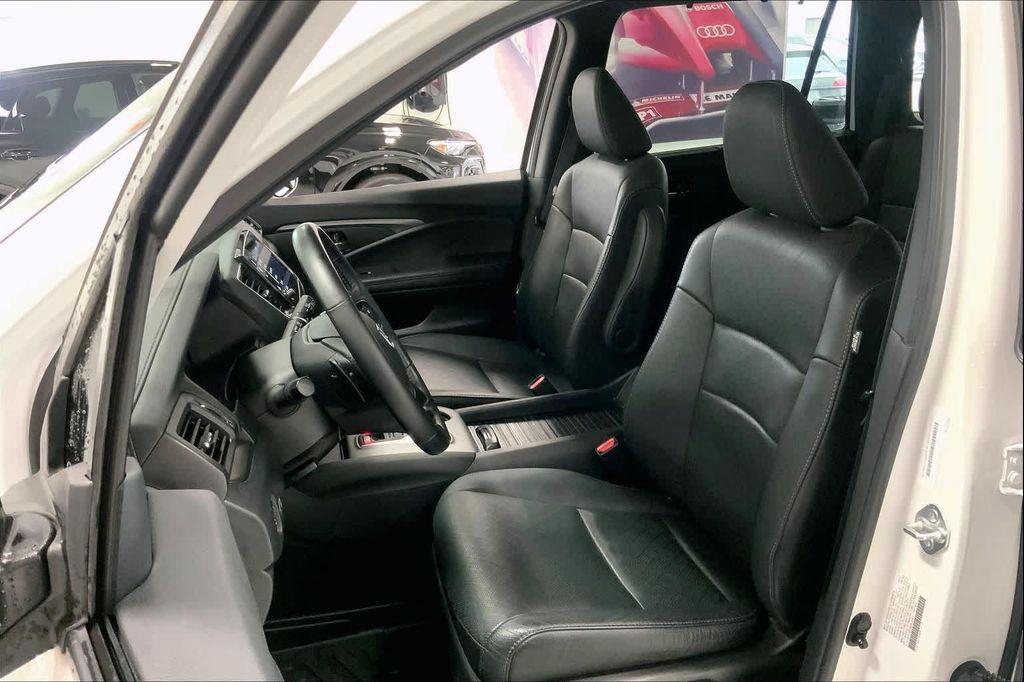 used 2021 Honda Passport car, priced at $27,590