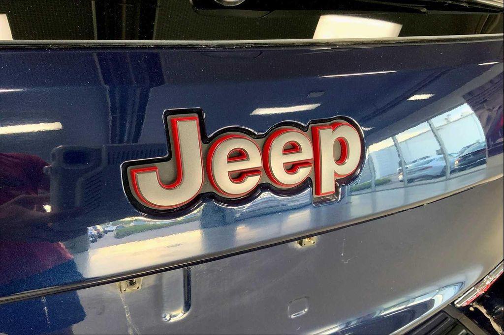 used 2018 Jeep Grand Cherokee car, priced at $15,990