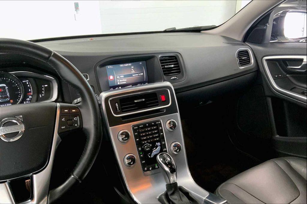 used 2018 Volvo V60 Cross Country car, priced at $15,250