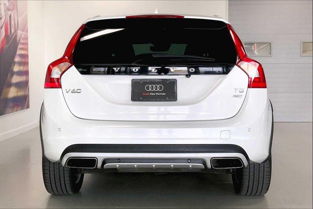 used 2018 Volvo V60 Cross Country car, priced at $15,250
