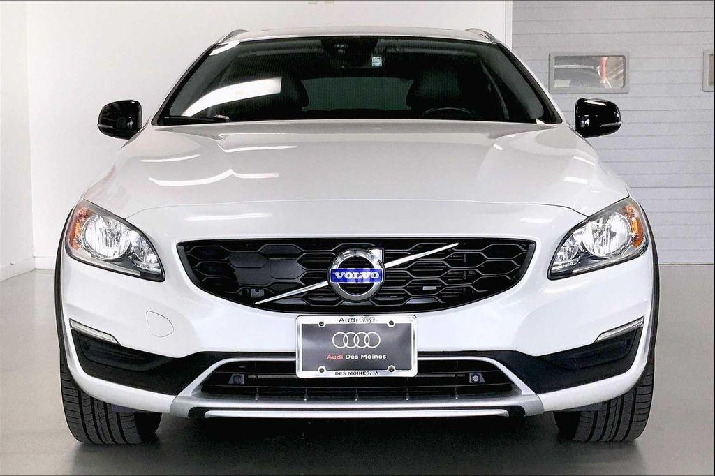 used 2018 Volvo V60 Cross Country car, priced at $15,250