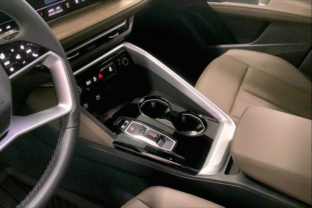 new 2025 Audi Q5 car, priced at $60,092