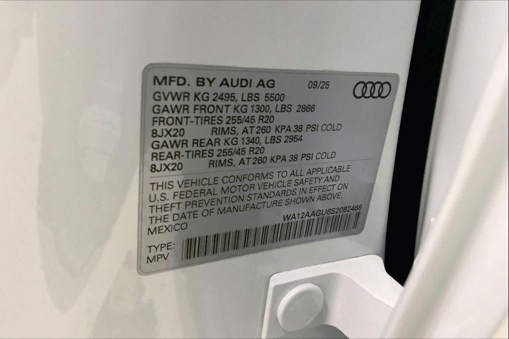 new 2025 Audi Q5 car, priced at $60,092