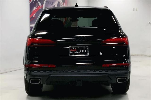 new 2025 Audi Q7 car, priced at $77,990