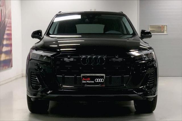 new 2025 Audi Q7 car, priced at $77,990