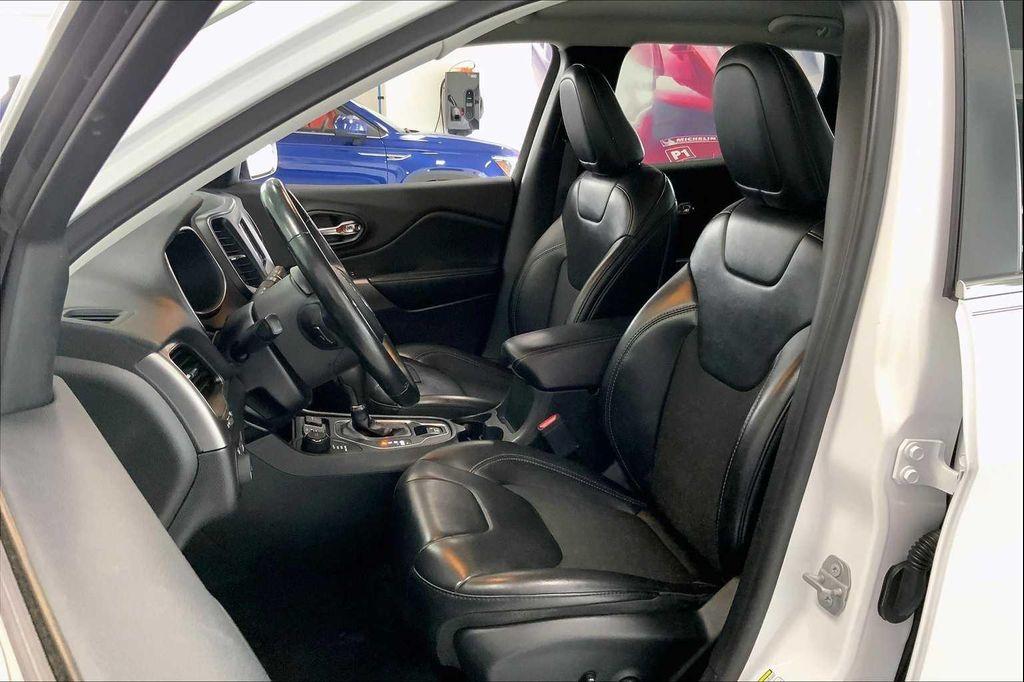 used 2019 Jeep Cherokee car, priced at $14,930