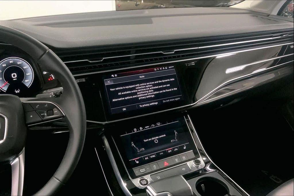 used 2024 Audi Q7 car, priced at $44,990