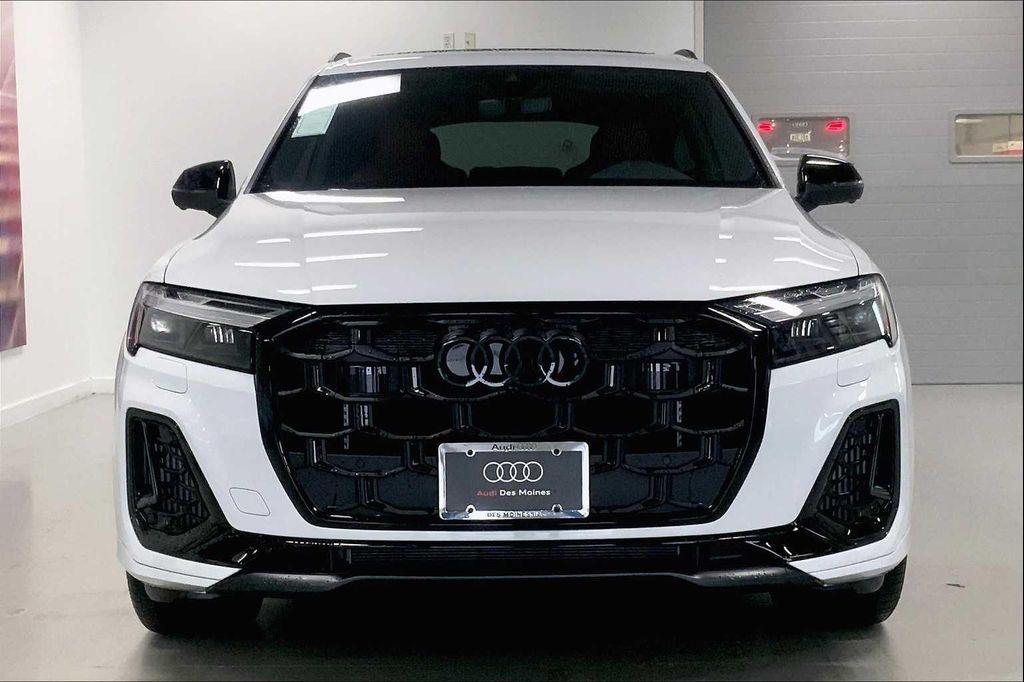new 2026 Audi SQ7 car, priced at $108,405