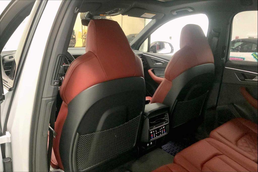 new 2026 Audi SQ7 car, priced at $108,405