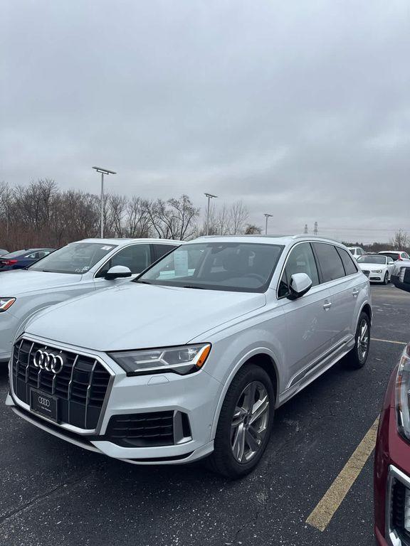 used 2023 Audi Q7 car, priced at $44,995
