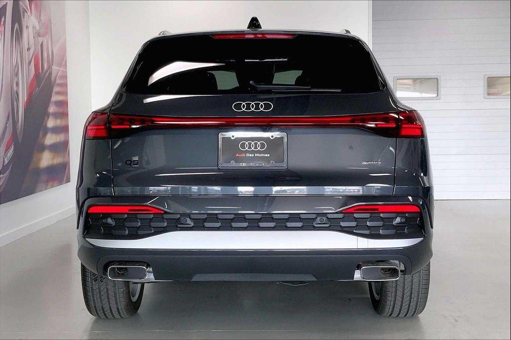 new 2025 Audi Q5 car, priced at $60,092