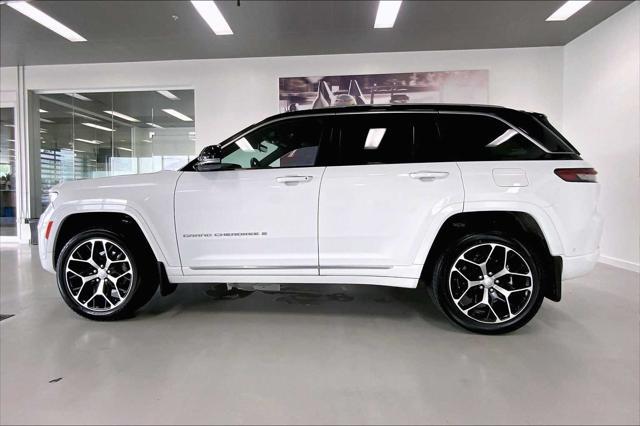used 2022 Jeep Grand Cherokee car, priced at $46,890