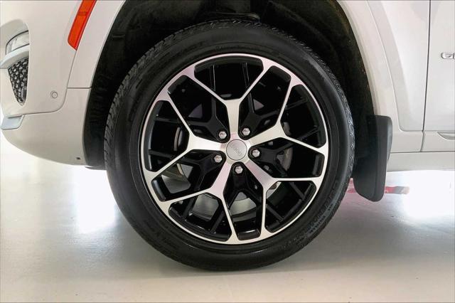 used 2022 Jeep Grand Cherokee car, priced at $46,890