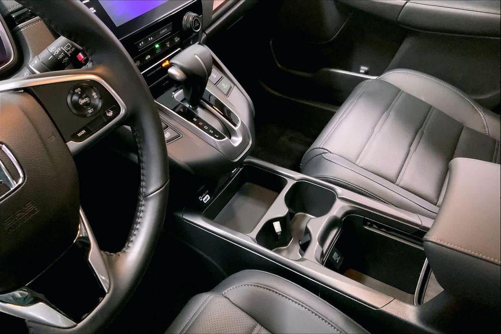 used 2022 Honda CR-V car, priced at $31,690