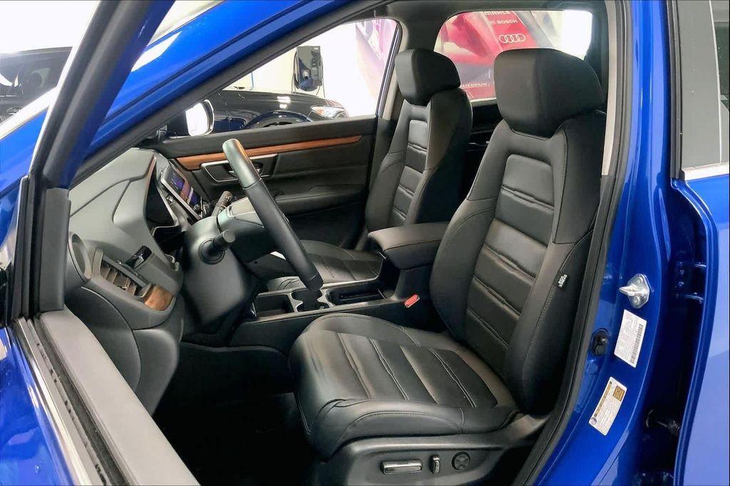 used 2022 Honda CR-V car, priced at $31,690