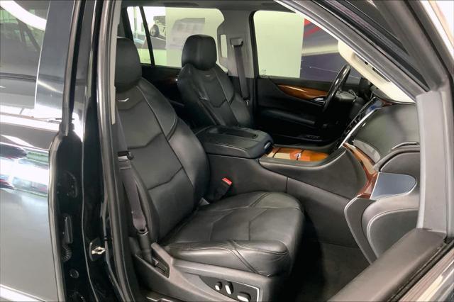 used 2015 Cadillac Escalade ESV car, priced at $20,980