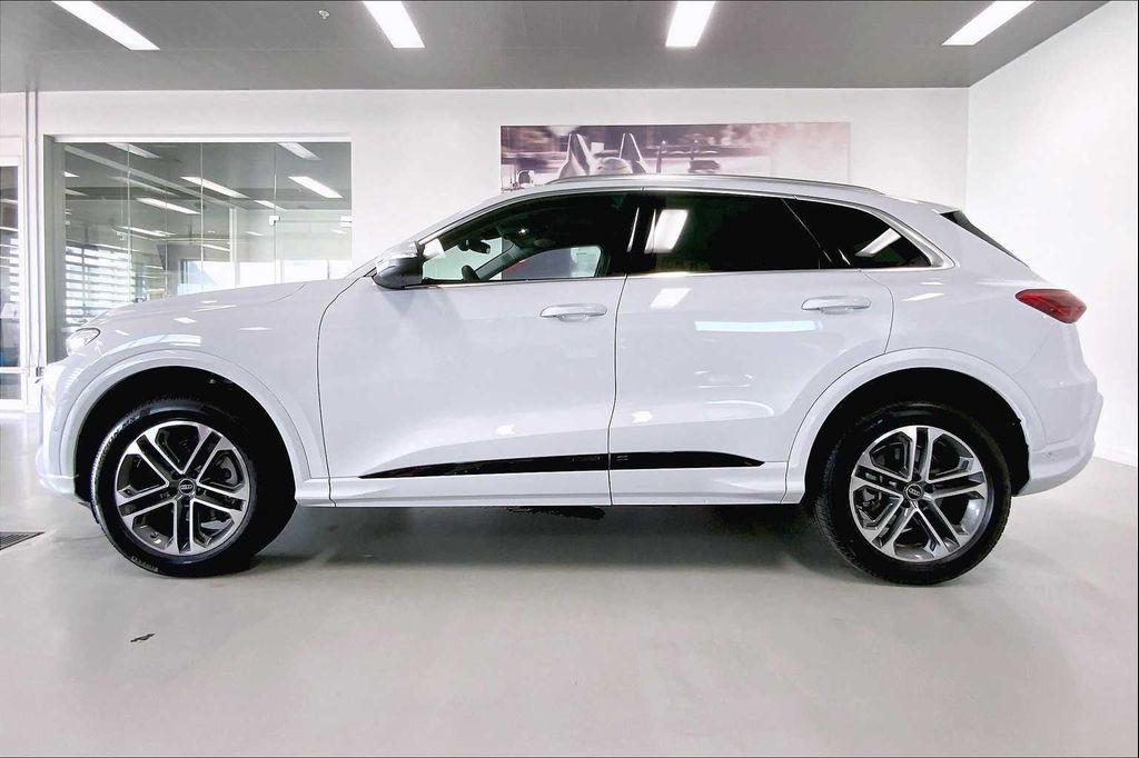 new 2025 Audi Q5 car, priced at $54,140