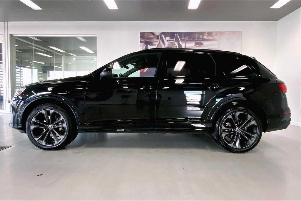 used 2025 Audi Q7 car, priced at $57,990