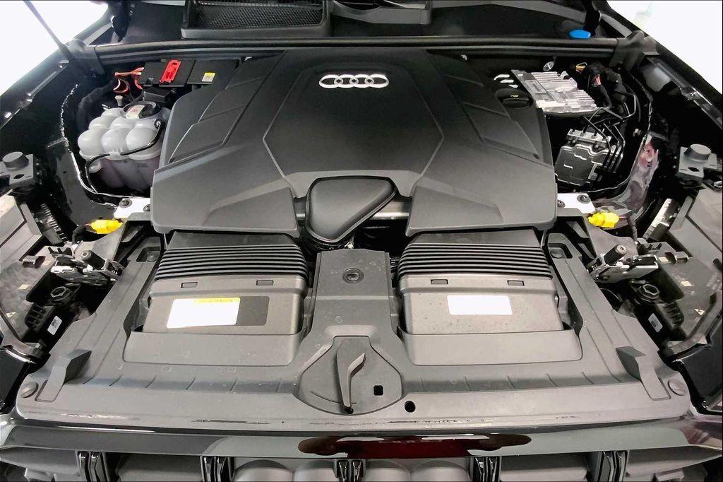 used 2025 Audi Q7 car, priced at $57,990