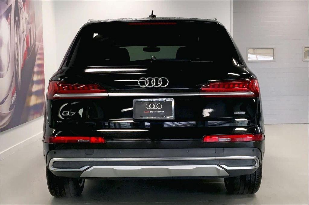 used 2022 Audi Q7 car, priced at $39,990