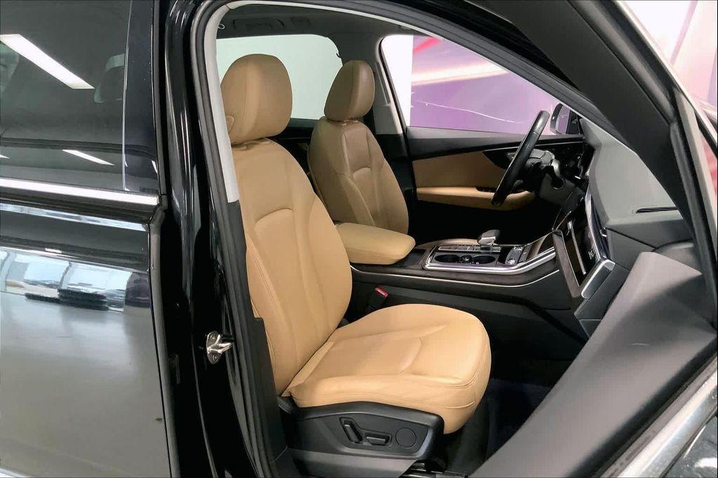 used 2022 Audi Q7 car, priced at $39,990