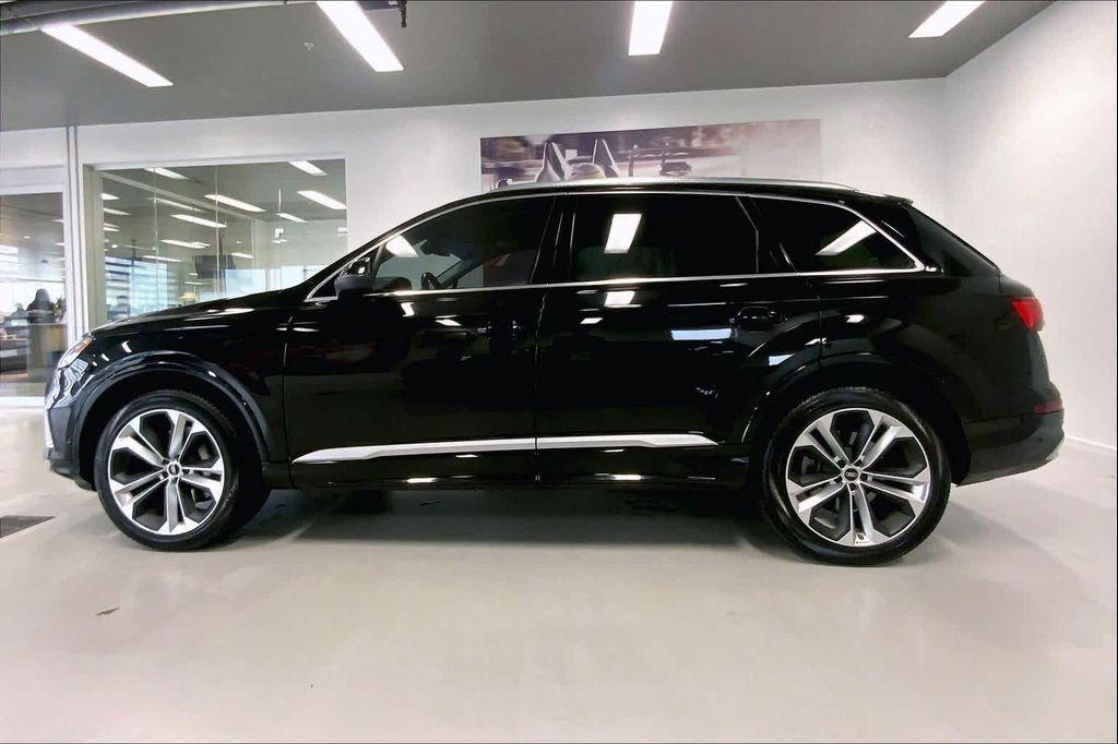 used 2022 Audi Q7 car, priced at $39,990