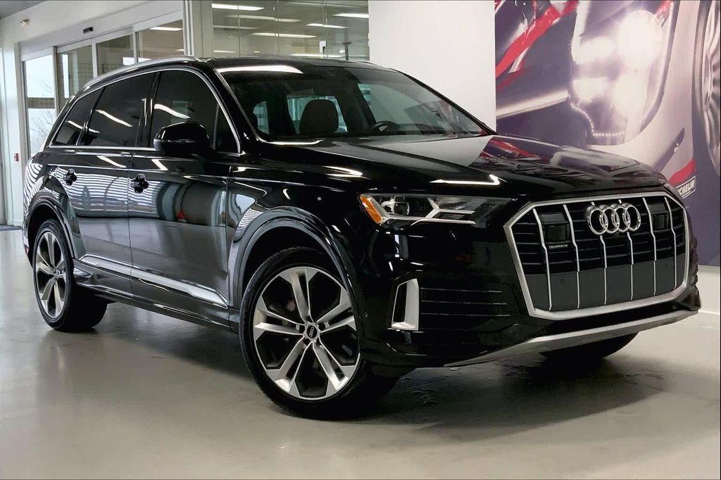 used 2022 Audi Q7 car, priced at $39,990