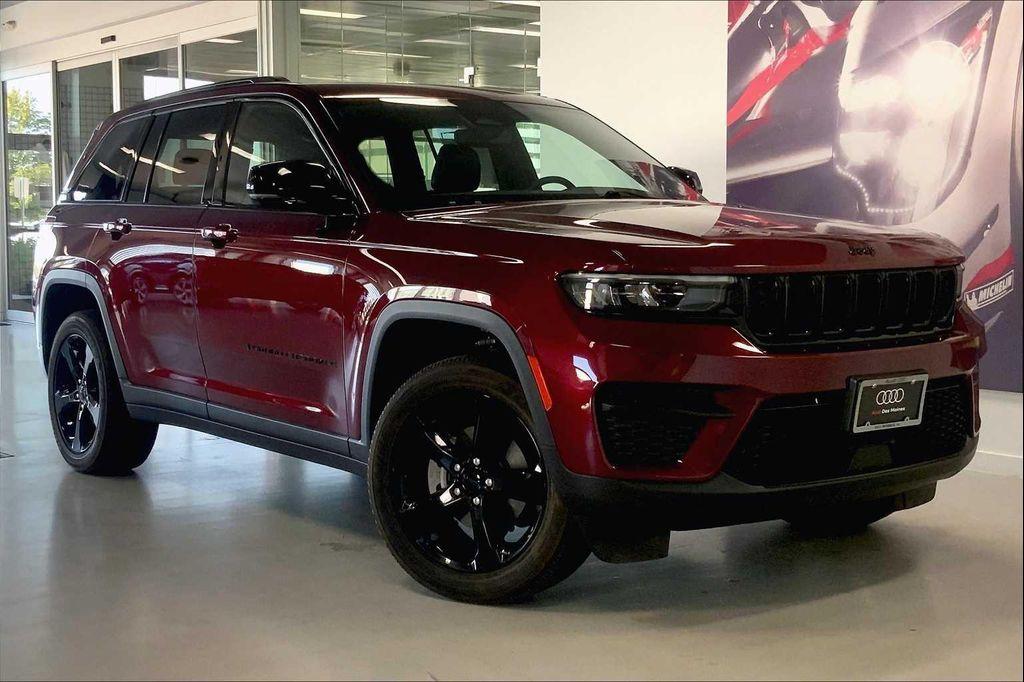 used 2023 Jeep Grand Cherokee car, priced at $33,570