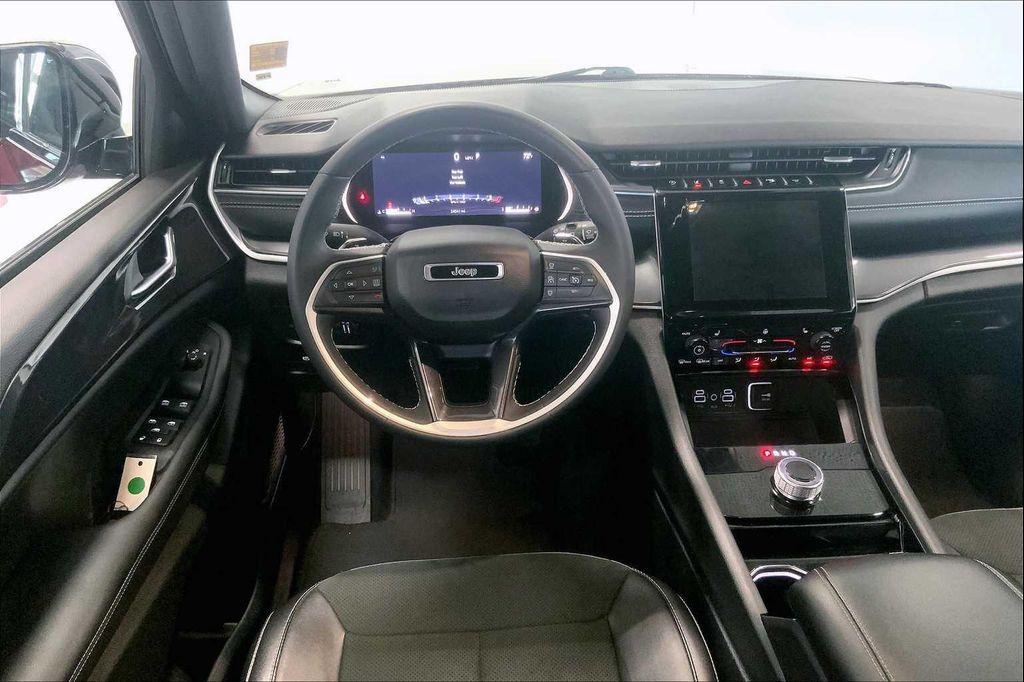 used 2023 Jeep Grand Cherokee car, priced at $33,570