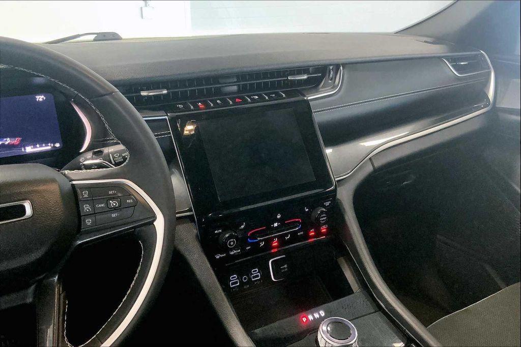 used 2023 Jeep Grand Cherokee car, priced at $33,570