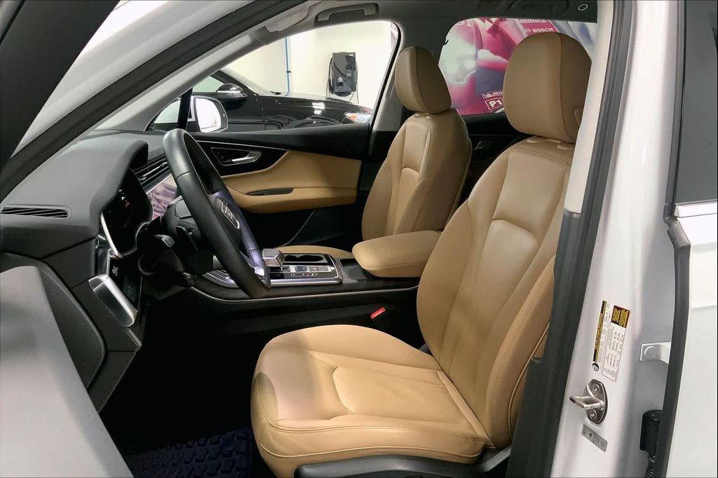 used 2022 Audi Q7 car, priced at $37,995