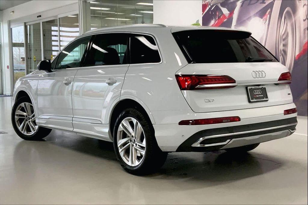 used 2022 Audi Q7 car, priced at $37,995