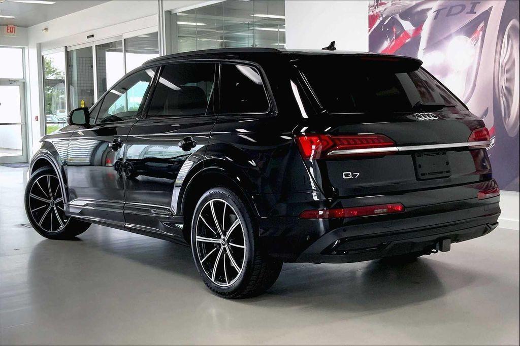 used 2021 Audi Q7 car, priced at $29,480