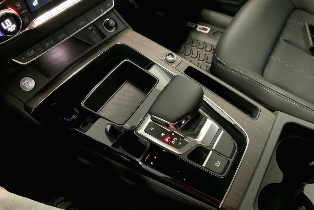 new 2024 Audi Q5 car, priced at $50,080
