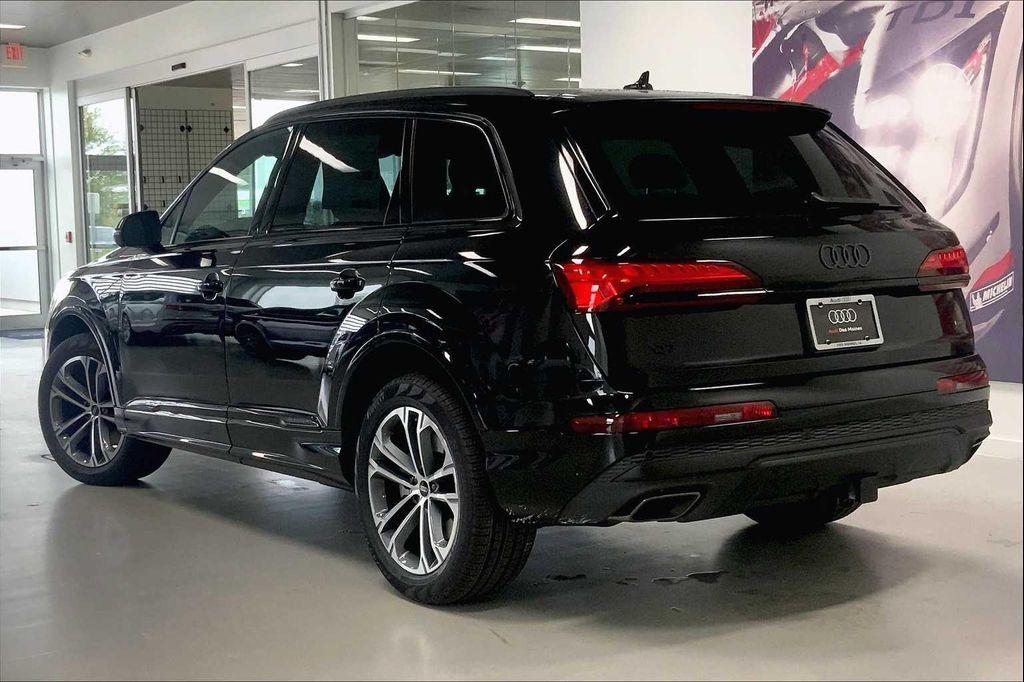 new 2026 Audi Q7 car, priced at $68,140