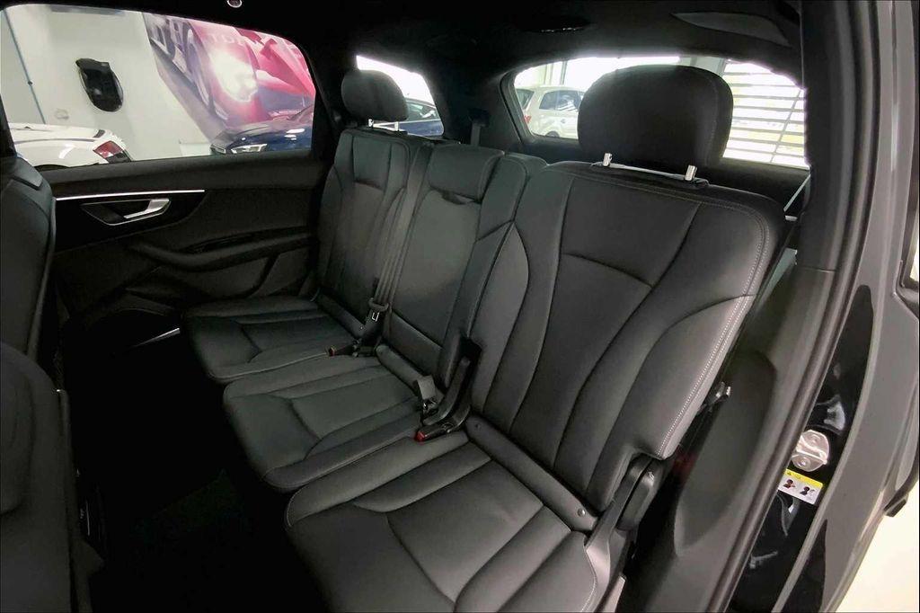 new 2026 Audi Q7 car, priced at $68,140