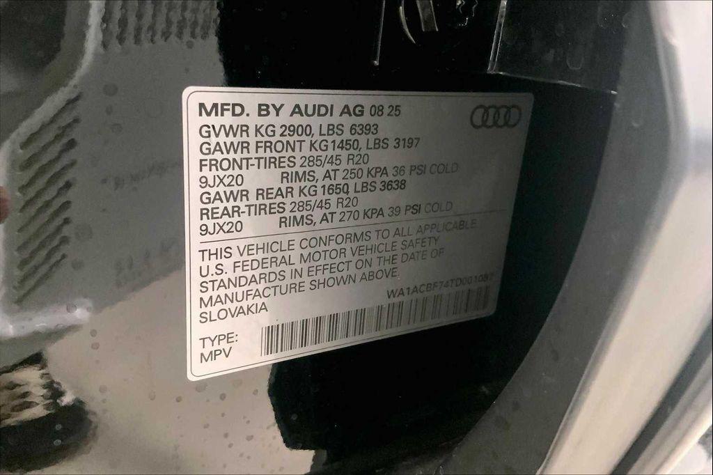 new 2026 Audi Q7 car, priced at $68,140