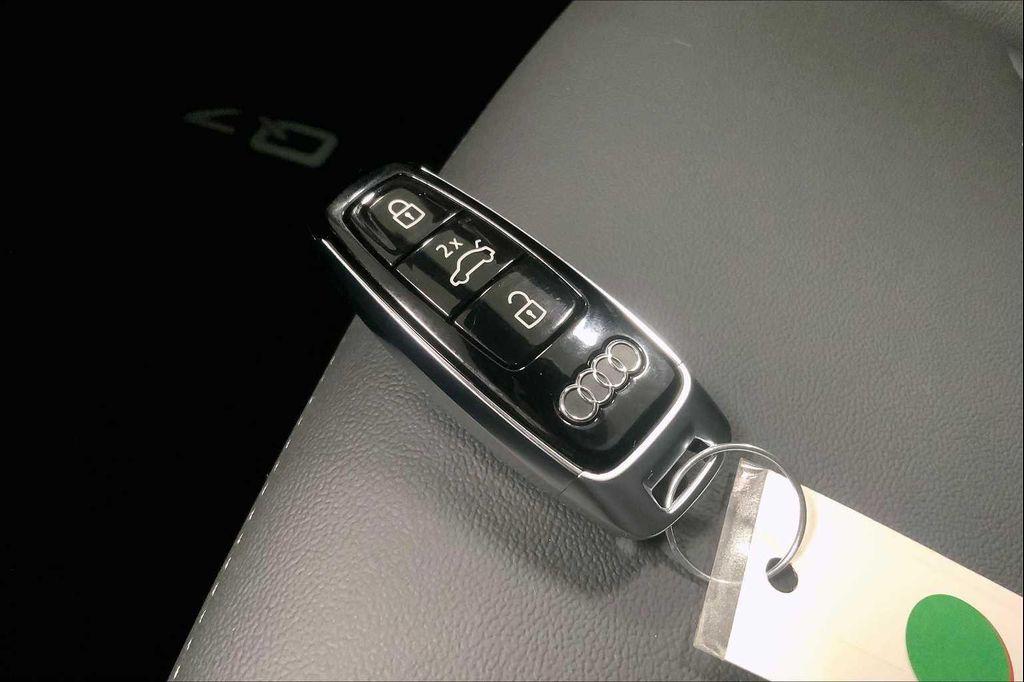 new 2026 Audi Q7 car, priced at $68,140