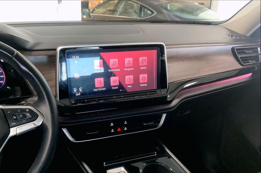 used 2024 Volkswagen Atlas car, priced at $38,480