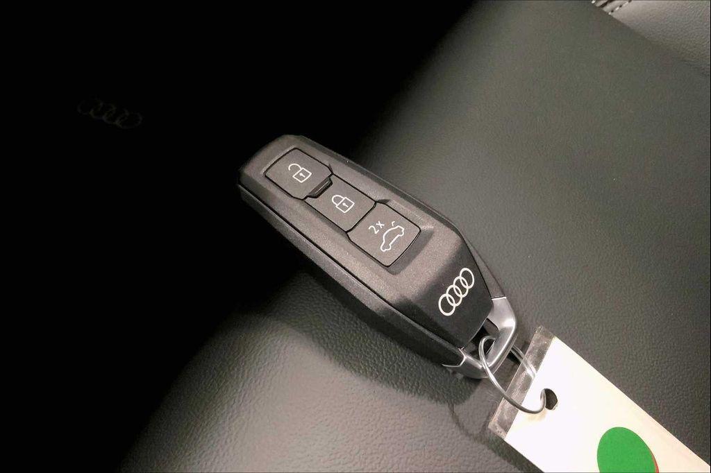 new 2025 Audi Q5 car, priced at $60,092