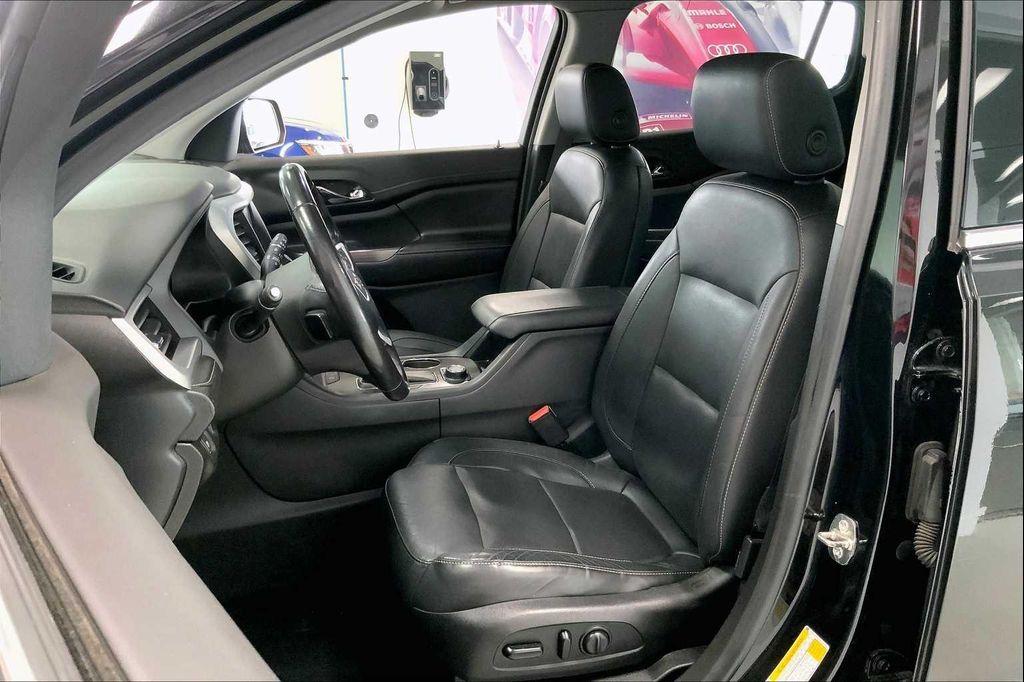 used 2019 GMC Acadia car, priced at $19,640