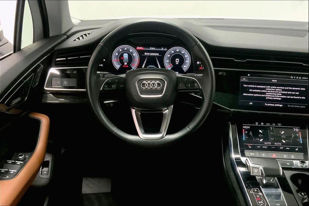 used 2022 Audi Q7 car, priced at $32,450