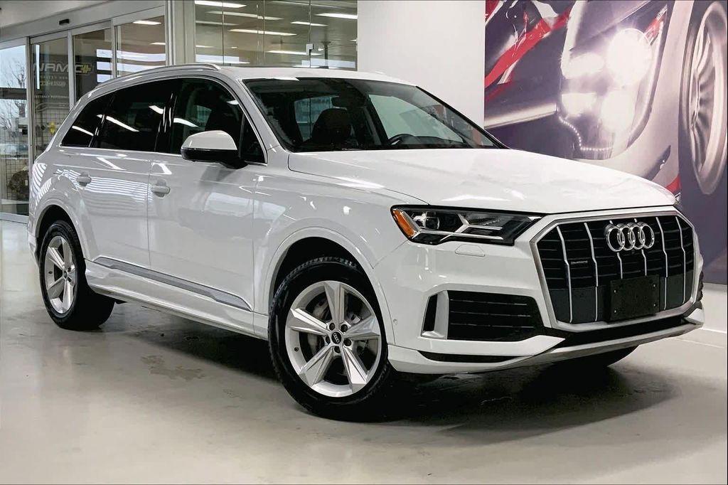 used 2022 Audi Q7 car, priced at $32,450