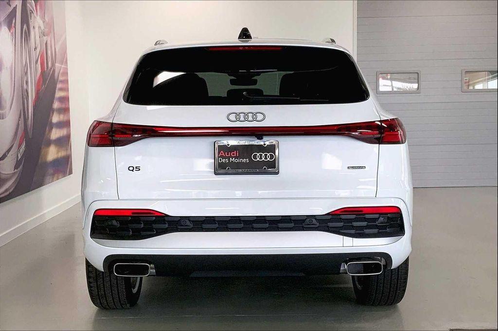 new 2025 Audi Q5 car, priced at $60,092