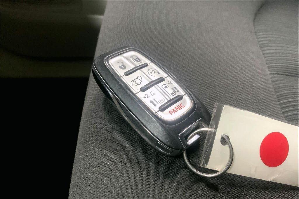 used 2019 Chrysler Pacifica car, priced at $18,290