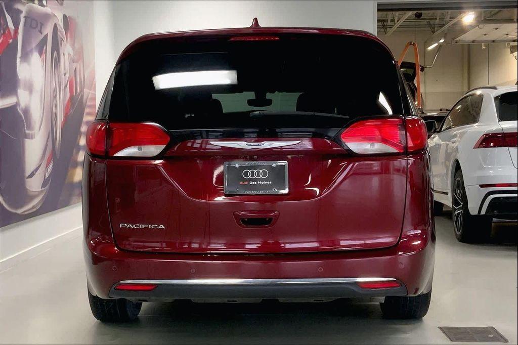 used 2019 Chrysler Pacifica car, priced at $18,290