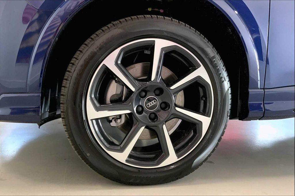 new 2025 Audi Q3 car, priced at $45,364