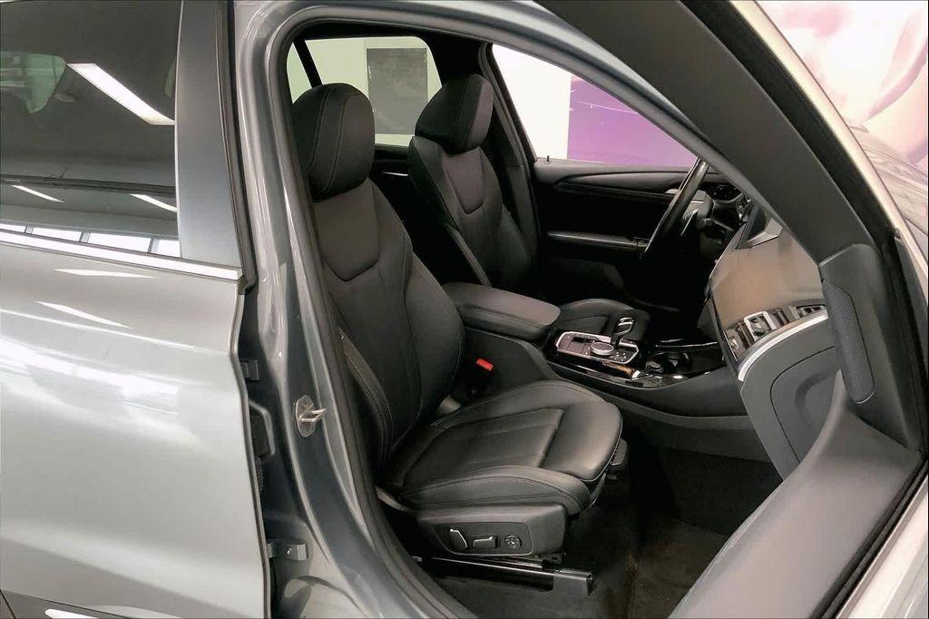 used 2024 BMW X3 car, priced at $33,290